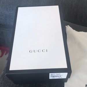 Gucci shoe box with 2 shoe bags